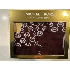 NWT MICHAEL KORS HAT, SCARF & GLOVES BURGUNDY & WHITE MK LOGO 3 PC GIFT SET